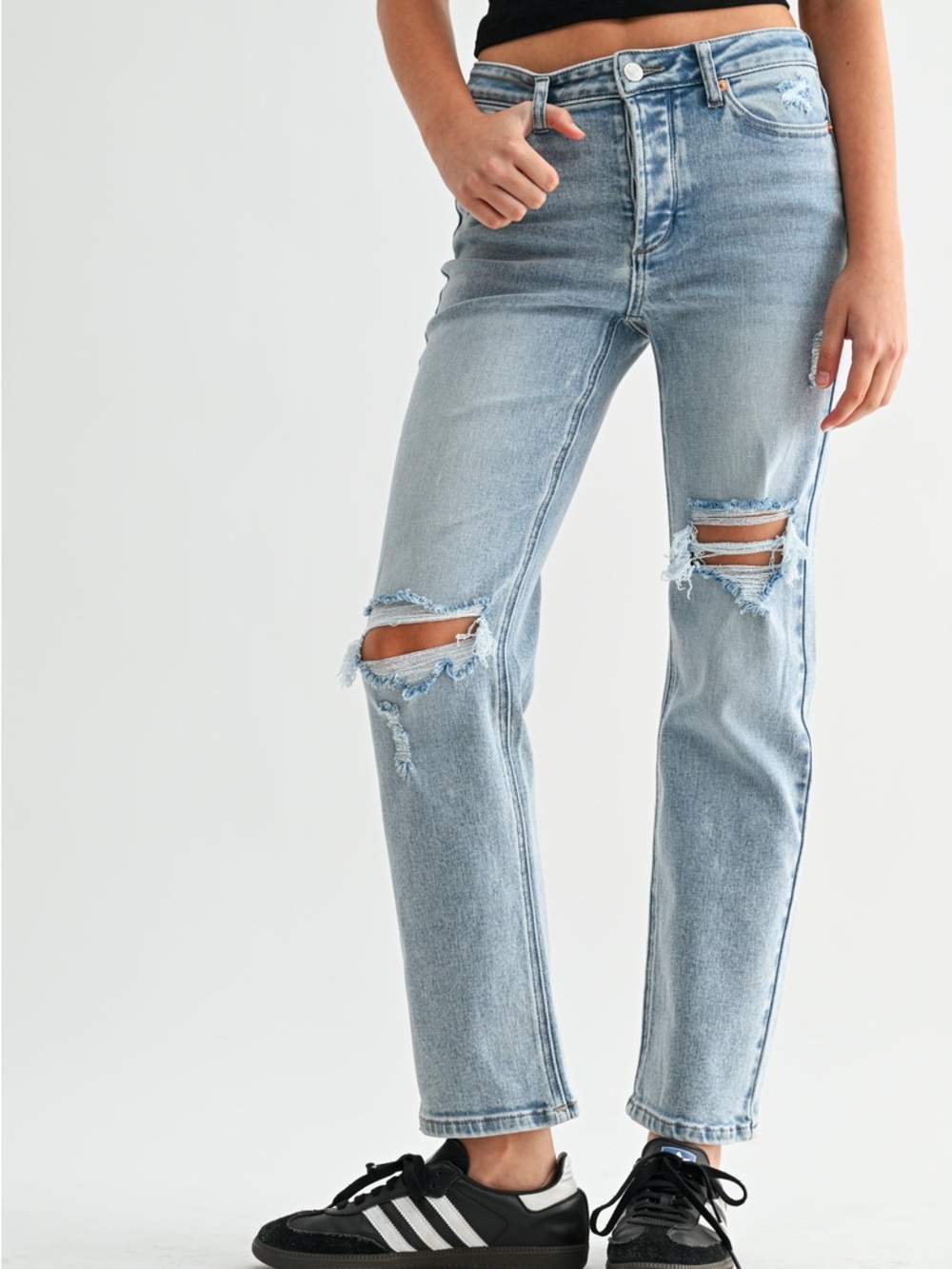 American Eagle High-Rise Boyfriend Jeans 000